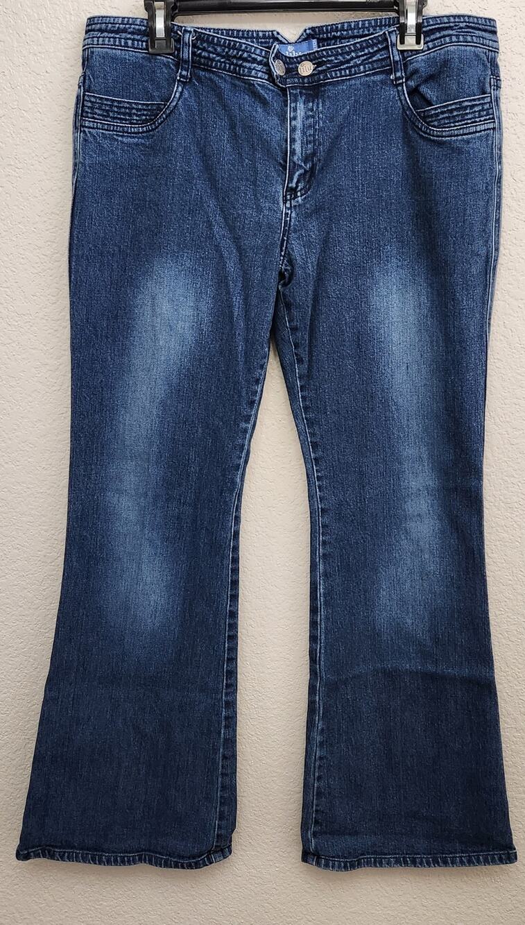 Lilu Blue Lightwashed Boot Cut Embroidered Flat Front Jeans 15R Juniors Stretch